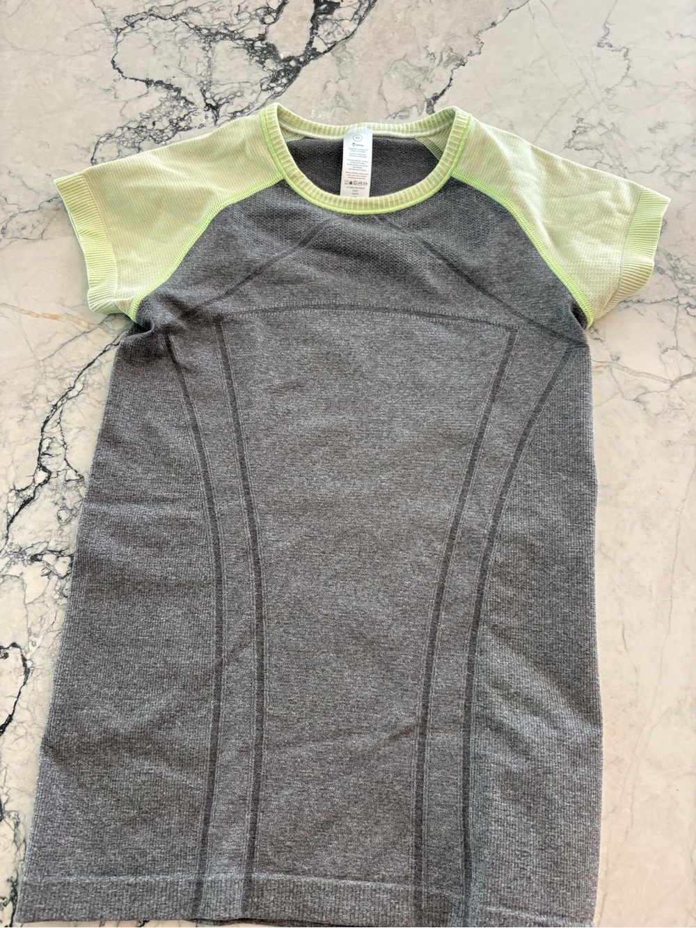 Girls designer Short Sleeve athletic top medium Gray with Lime Green Sleeves